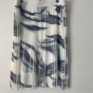 Creation L Skirt *Size 16*